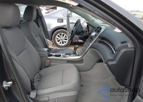 2013 Chevrolet Malibu 1Ls z USA, uszkodzony, nr VIN 1G11B5SAXDF200994